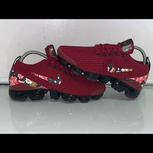 Women’s Nike Vapormax Size 8